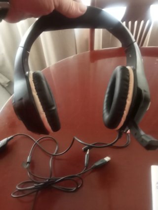 Cascos con micrófono y 3 conectores