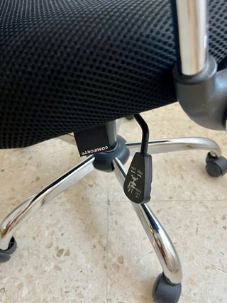 Sedia da ufficio ergonomica nera