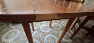 Conjunto mesa y 4 sillas madera