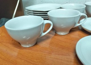 Juego de vajilla de porcelana dura blanca