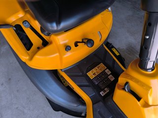 Cortacésped CUB KADET CC 114 TA