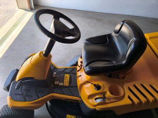Cortacésped CUB KADET CC 114 TA