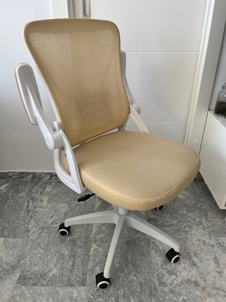 Sedia da ufficio Rattantree gialla