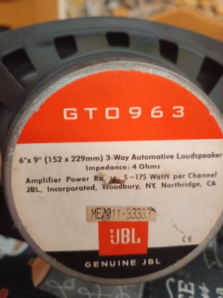 Altavoces JBL Potentes