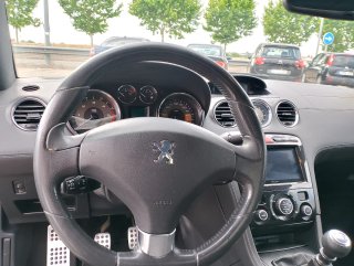 Peugeot RCZ 2012