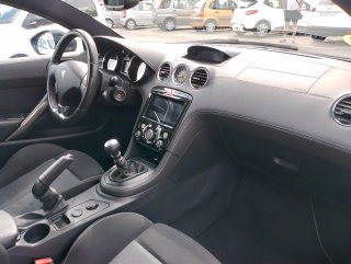 Peugeot RCZ 2012