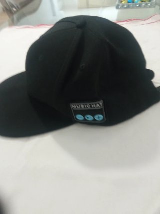 Gorra con altavoces Bluetooth