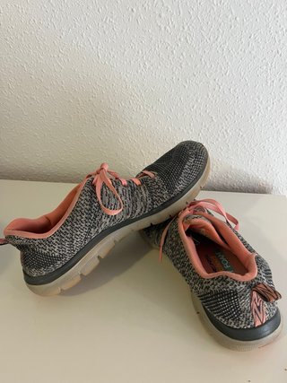 Zapatillas Skechers Gris y Rosa