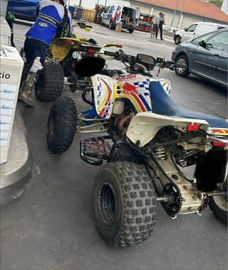 Suzuki LTZ 400