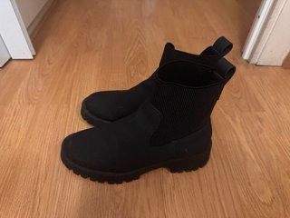 Botín calcetín negro talla 36