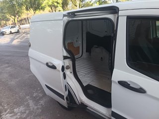 Ford E-Transit Courier 2019
