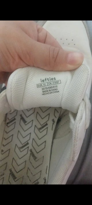 Zapatillas Hummel Talle 43 Blancas y Negras