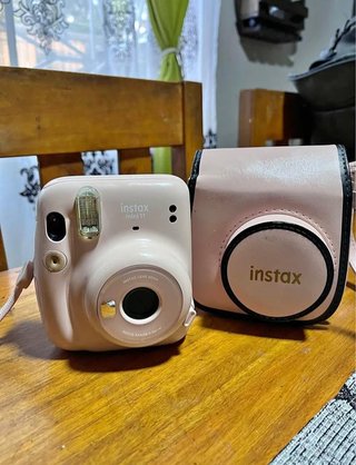 Cámara Fujifilm Instax Mini 11 Rosa