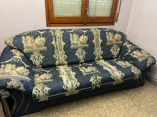 Sofá de 3 plazas con estampado clásico