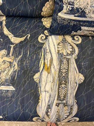 Sofá de 3 plazas con estampado clásico