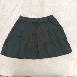 Falda Stradivarius( sin etiqueta) Talla S Negra