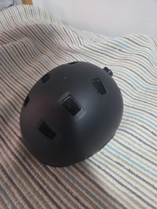 Casco Btwin Negro