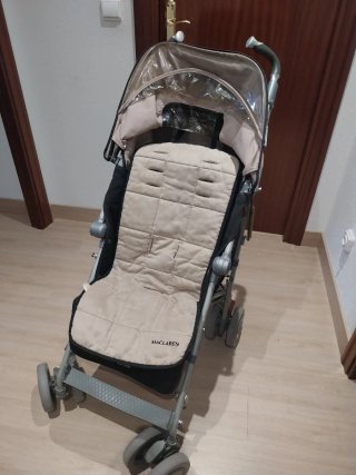 Silla de paseo Maclaren negra