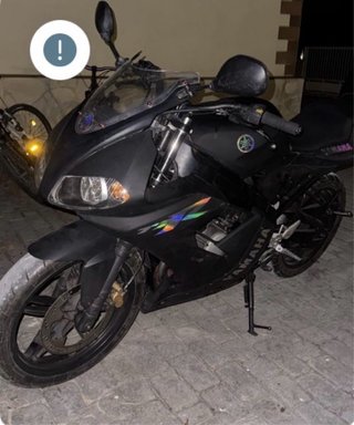 Yamaha TZR Negra Deportiva