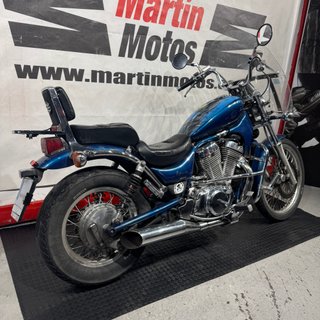SUZUKI Intruder VS 800