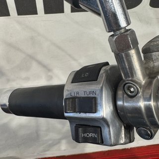 SUZUKI Intruder VS 800
