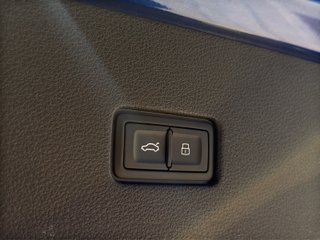 Audi Q8 Audi Q8 60 TFSIe S Line Plus 340kW quattro tip