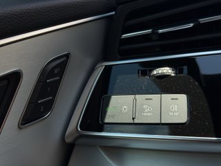 Audi Q8 Audi Q8 60 TFSIe S Line Plus 340kW quattro tip