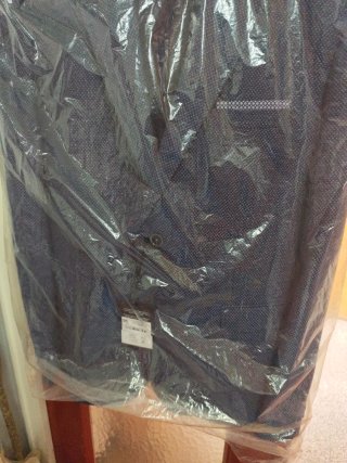 Traje azul con estampado