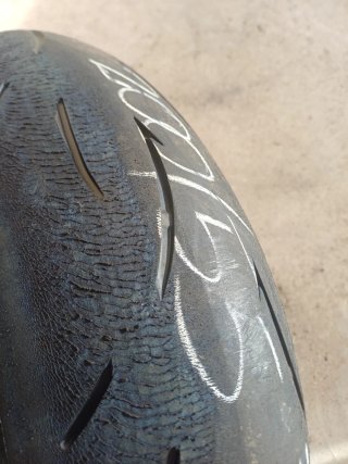 Dunlop Sportmax GP Racer D212 200/55-17