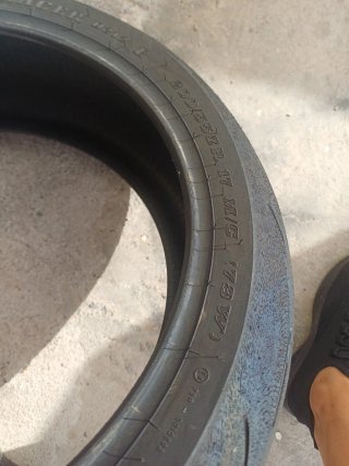 Dunlop Sportmax GP Racer D212 200/55-17