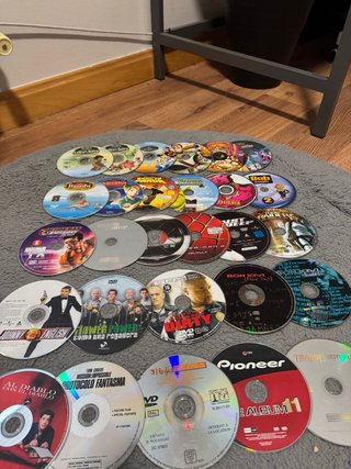 30 DVDs Disney y Películas Varias
