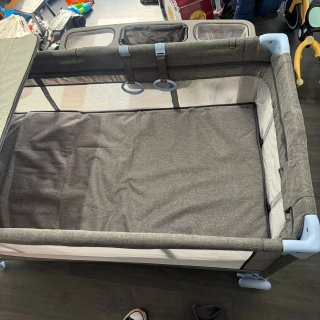 Cuna de viaje plegable