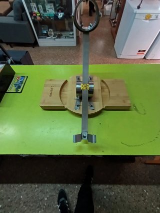 Jamonero 3 Claveles Madera y Metal