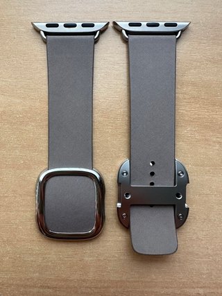 Apple Watch 41mm. Tan Modern Buckle M