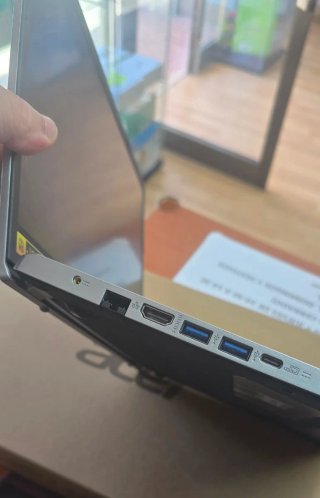 Acer Aspire 3 Ryzen 7 16 GB RAM SSD 512 GB Nuovo