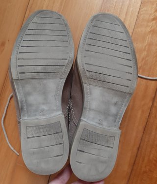 Zapatos Baerchi ante beige talla 41