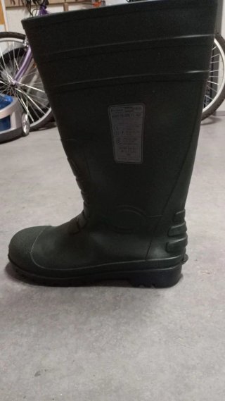 Botas de seguridad verdes sin estrenar