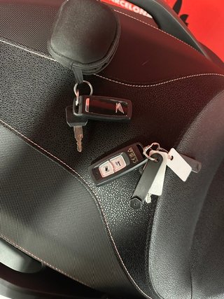 HONDA FORZA 350 DEL AÑO 2025 !! COMO NUEVA !!