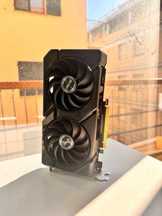 ASUS Dual GeForce RTX 4070 SUPER OC