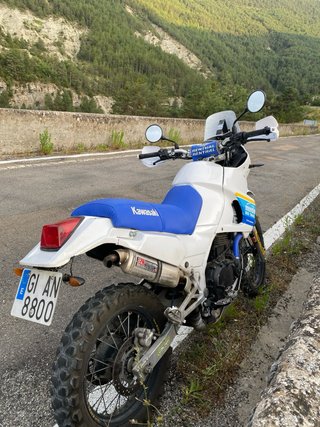 Kawasaki KLE 500 Adventure Moto