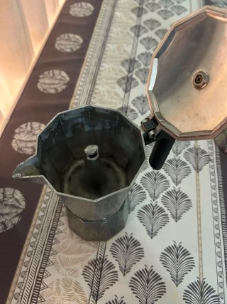 Cafetera Italiana Negra
