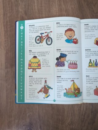 Gold Stars Picture Dictionary