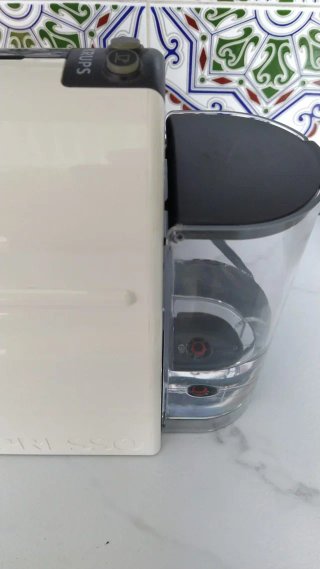 Cafetera Nespresso Krups Inissia XN100
