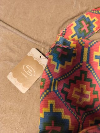 Bolso bombonera multicolor con borla