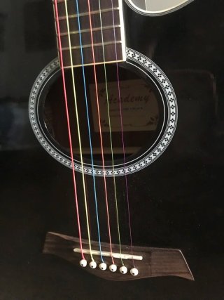 Guitarra Academy Electroacústica + Funda