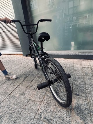 Bici BMX Negra