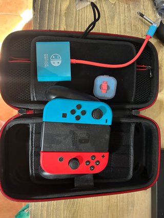 Nintendo Switch v1 + juegos + mandos