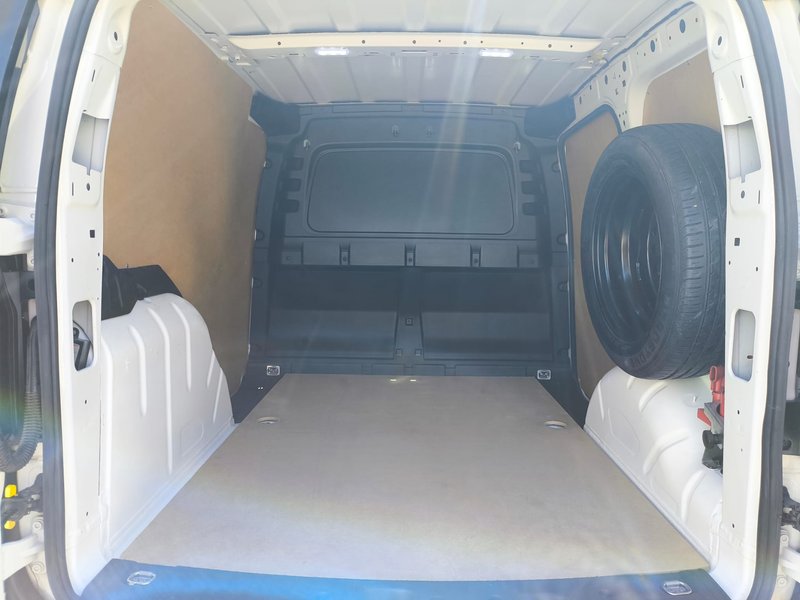 Volkswagen Caddy Cargo 2.0 TDI 2021, foto 2