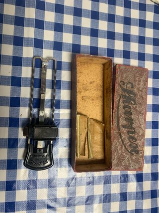 Affilatore per rasoi da barba Sharpex