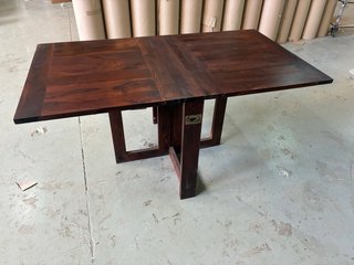 Mesa comedor plegable madera